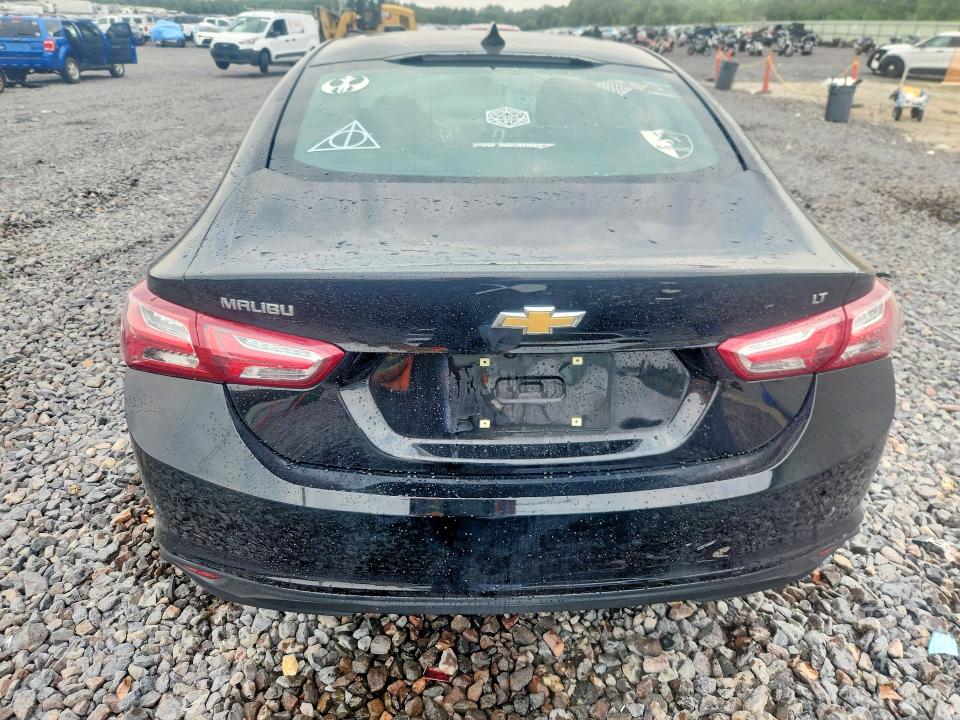 Photo 6 from auction – 2021 CHEVROLET MALIBU with VIN 1G1ZD5ST7MF087407