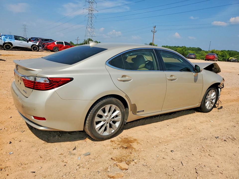 Photo 3 from auction – 2015 LEXUS ES with VIN JTHBW1GG7F2077489