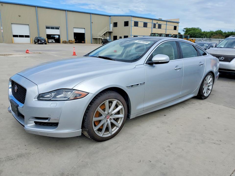 JAGUAR XJ 2018 with VIN SAJWA1C70J8W13827 - Photo from auction