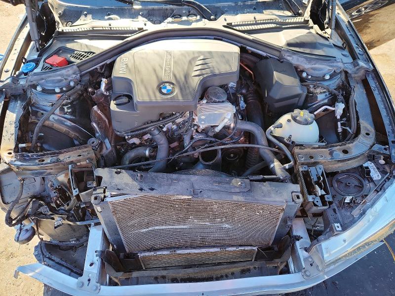 Photo 11 from auction – 2017 BMW 320 with VIN WBA8E1G33HNU18266