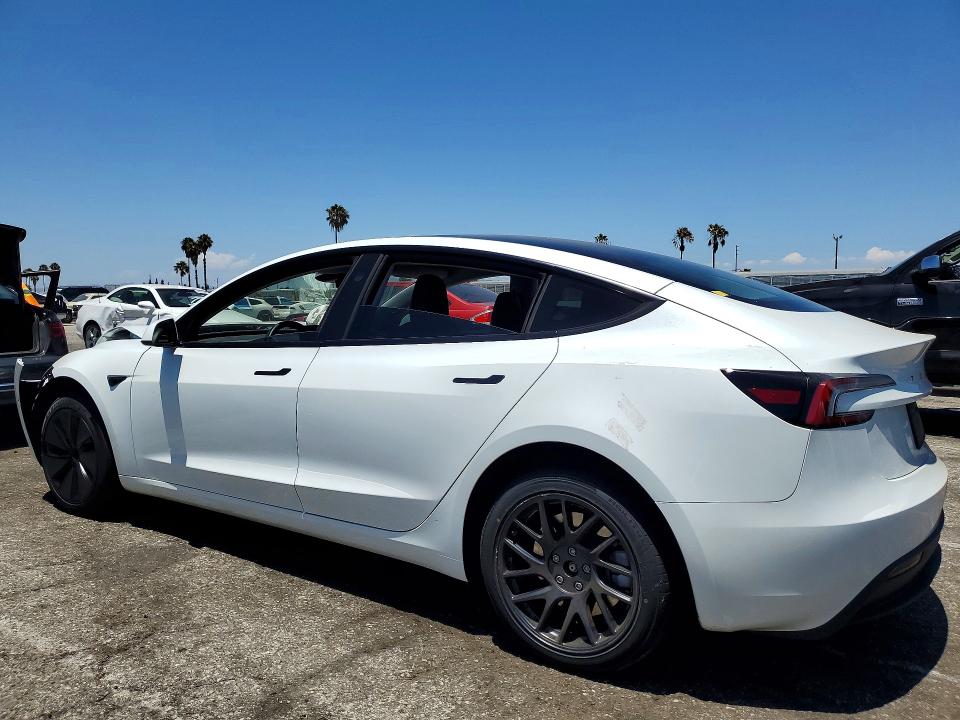 Photo 2 from auction – 2026 TESLA MODEL 3 with VIN 5YJ3E1EAXTF145106