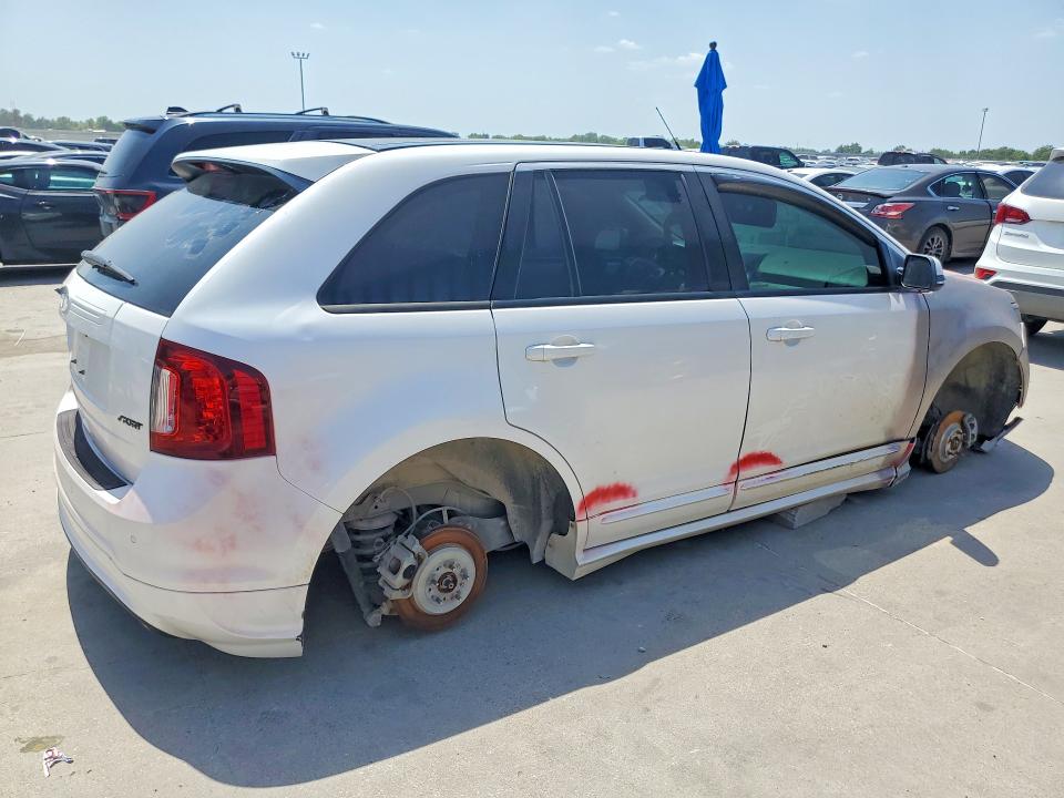 Photo 3 from auction – 2014 FORD EDGE with VIN 2FMDK4AK3EBB56196