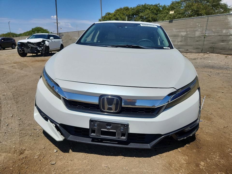 Photo 5 from auction – 2018 HONDA CLARITY with VIN JHMZC5F17JC008686