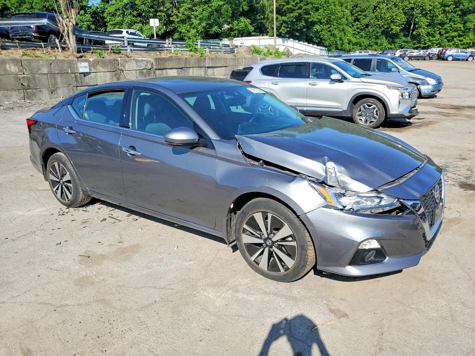 Photo 4 from auction – 2019 NISSAN ALTIMA with VIN 1N4BL4DW6KC200765