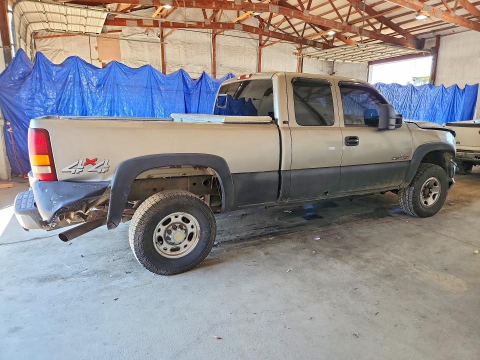 Photo 3 from auction – 2001 CHEVROLET SILVERADO with VIN 1GCHK29141E305445