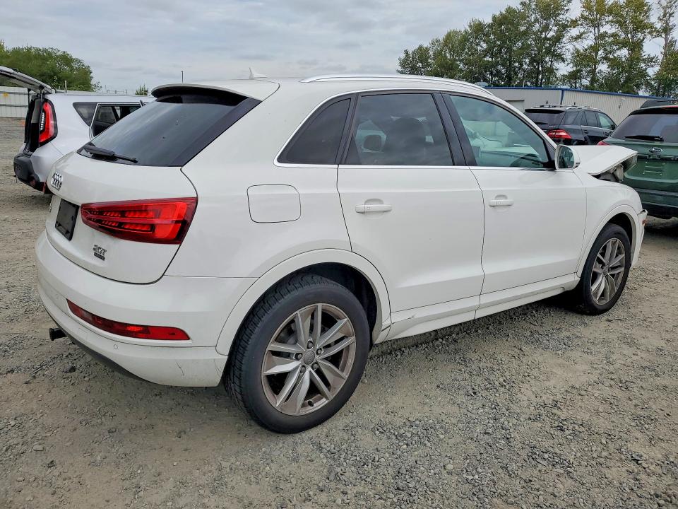 Photo 3 from auction – 2016 AUDI Q3 with VIN WA1EFCFS2GR004386