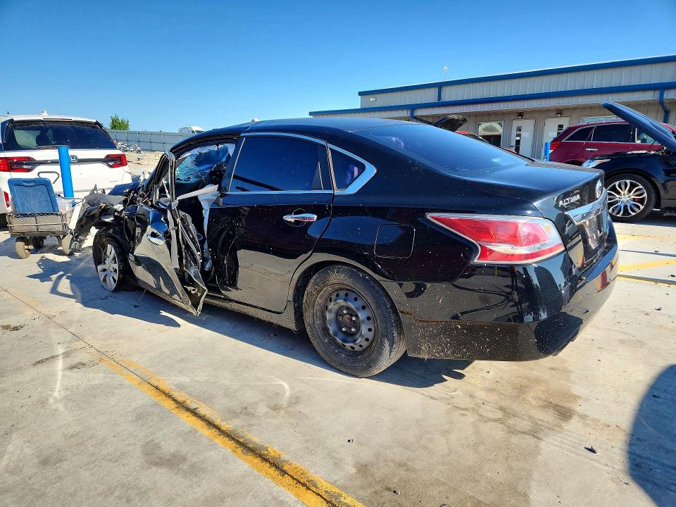 Photo 2 from auction – 2014 NISSAN ALTIMA with VIN 1N4AL3AP1EC111063