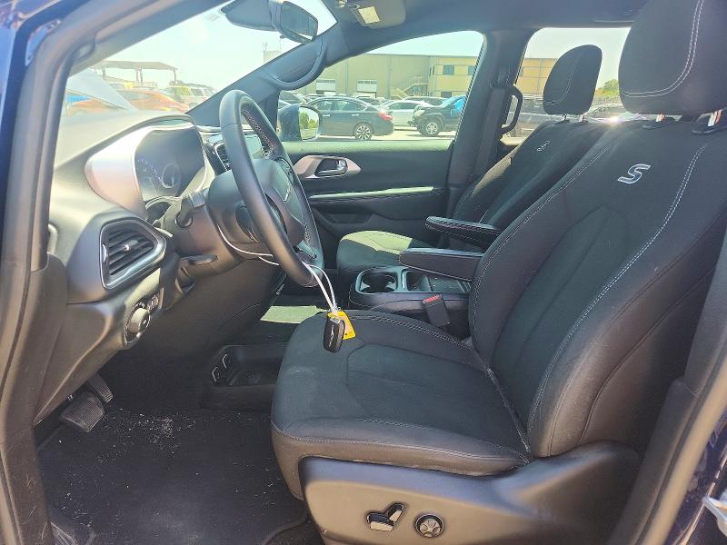 Photo 7 from auction – 2018 CHRYSLER PACIFICA with VIN 2C4RC1FG2JR352612