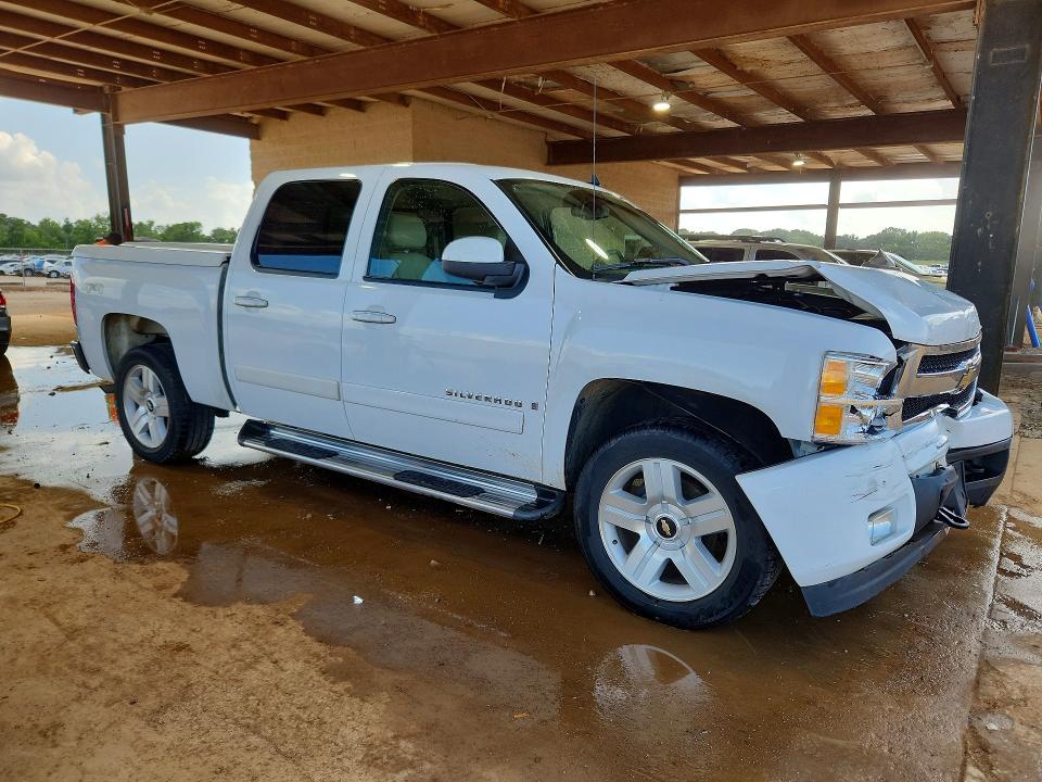 Photo 4 from auction – 2008 CHEVROLET SILVERADO with VIN 2GCEK133281324837