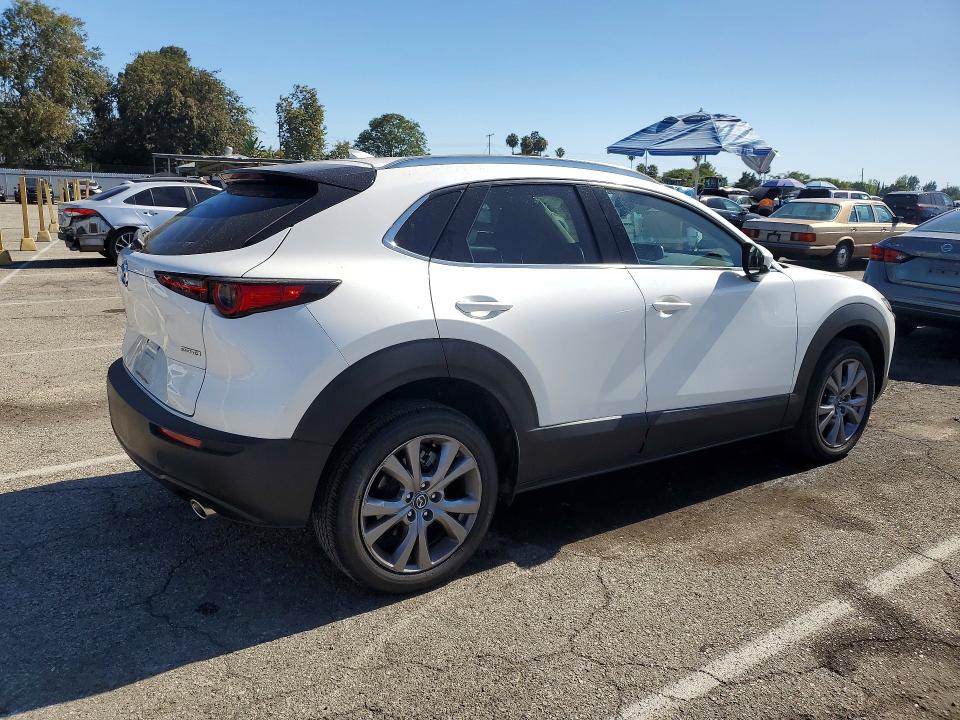 Photo 3 from auction – 2023 MAZDA CX-30 with VIN 3MVDMBDM0PM556863