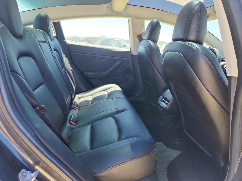 Photo 10 from auction – 2018 TESLA MODEL 3 with VIN 5YJ3E1EA0JF053483