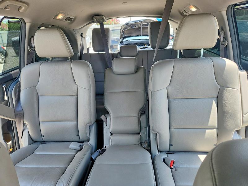 Zdjęcie 10 z aukcji – 2016 HONDA ODYSSEY z VIN 5FNRL5H63GB120102
