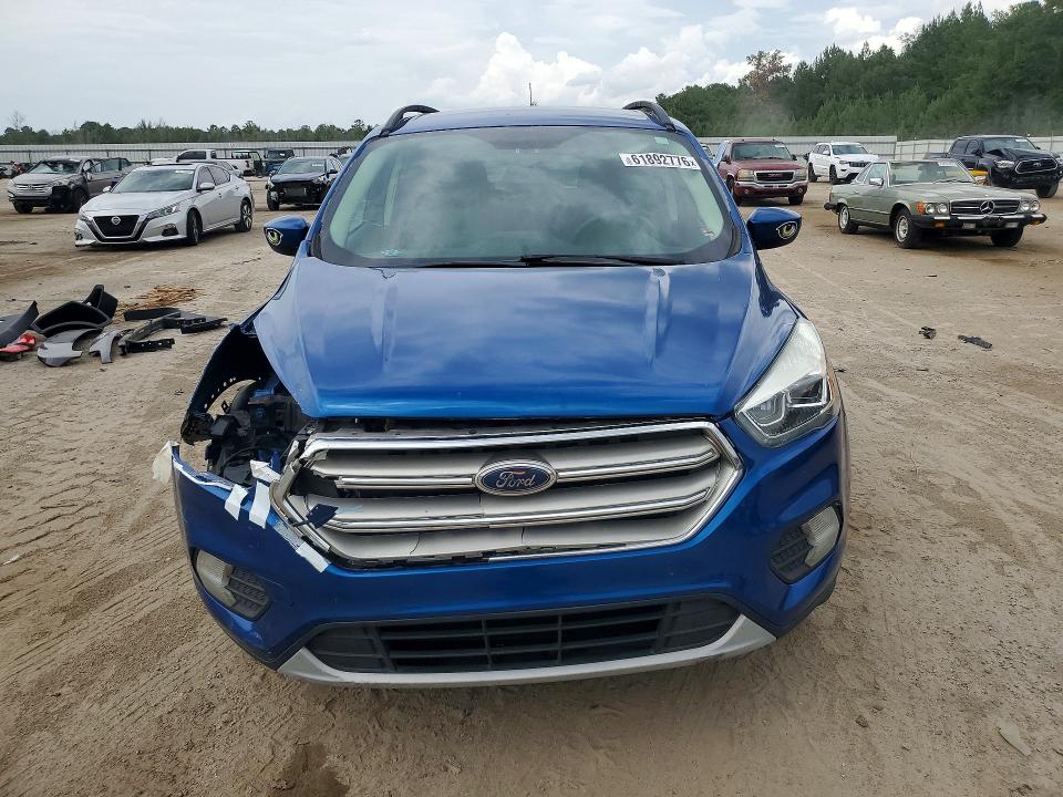 Photo 5 from auction – 2018 FORD ESCAPE with VIN 1FMCU0GD8JUC04495