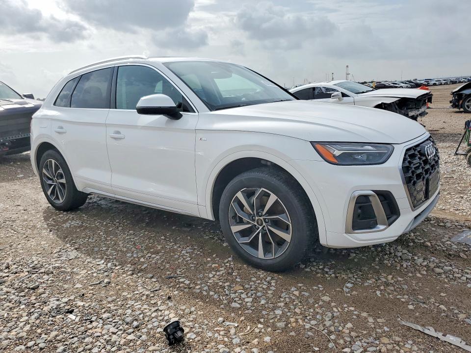 Photo 4 from auction – 2023 AUDI Q5 with VIN WA1EAAFY0P2060102