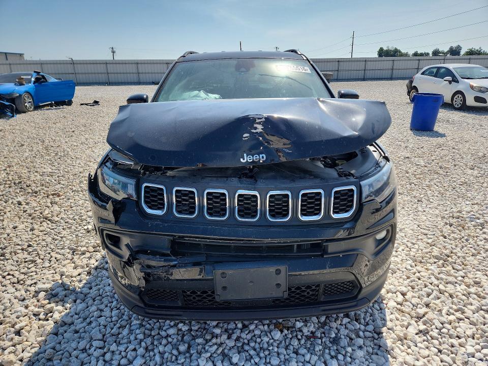 Photo 5 from auction – 2025 JEEP COMPASS with VIN 3C4NJDBN1ST585051