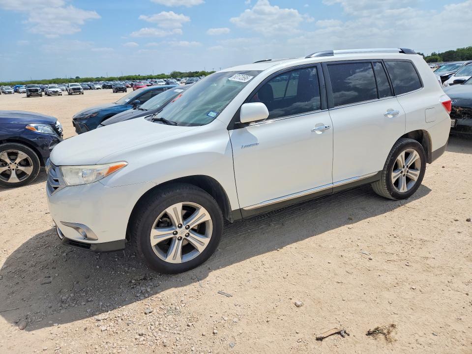 TOYOTA HIGHLANDER 2013 with VIN 5TDYK3EH4DS125678 - Photo from auction