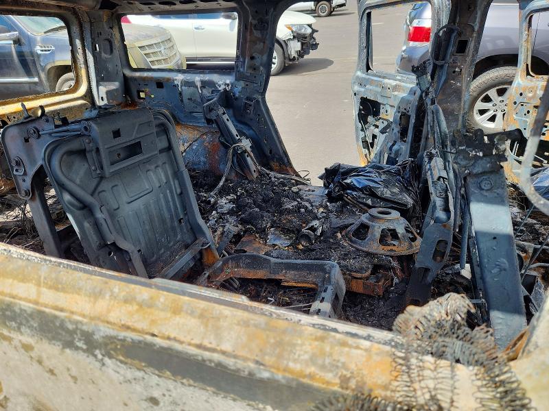 Photo 10 from auction – 2006 HUMMER H2 with VIN 5GRGN23U56H104051