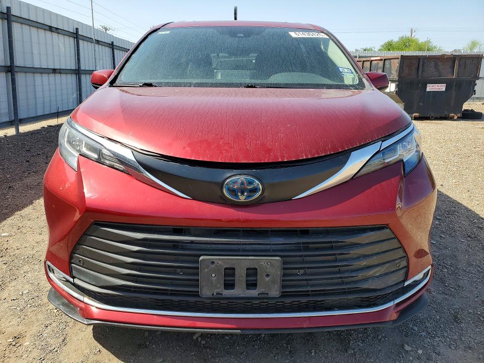 Photo 5 from auction – 2022 TOYOTA SIENNA with VIN 5TDYRKEC1NS087550