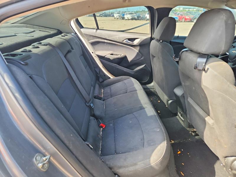 Photo 10 from auction – 2018 CHEVROLET CRUZE with VIN 1G1BE5SM1J7204475