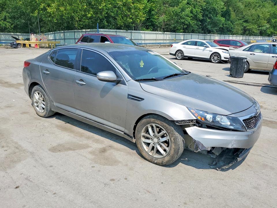 Photo 4 from auction – 2013 KIA OPTIMA with VIN 5XXGM4A75DG240123