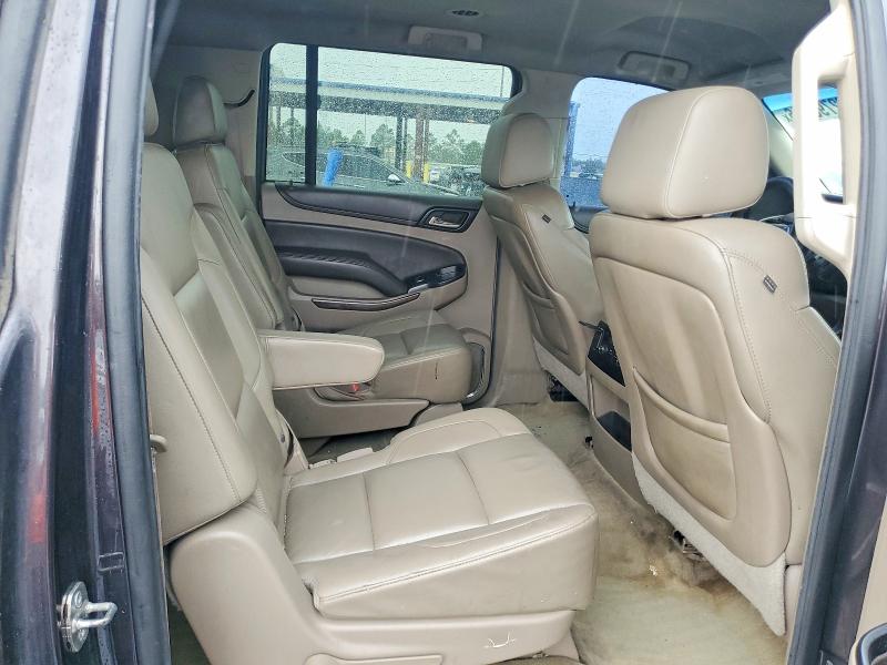 Photo 11 from auction – 2015 CHEVROLET SUBURBAN with VIN 1GNSCJKC5FR581696