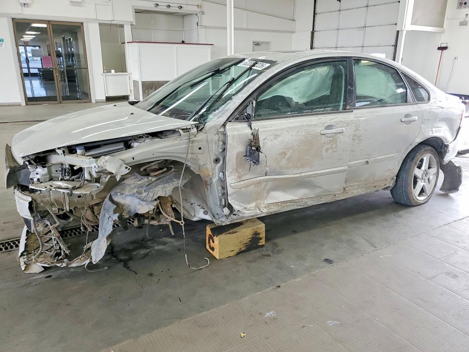 2008 VOLVO S40