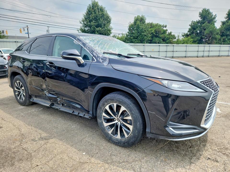 Photo 4 from auction – 2022 LEXUS RX 350 with VIN 2T2AZMAA2NC224422