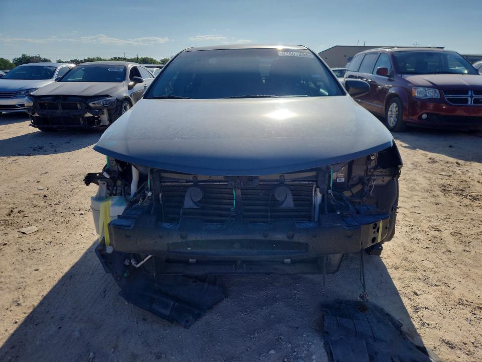 Photo 5 from auction – 2014 TOYOTA CAMRY with VIN 4T4BF1FK9ER385016