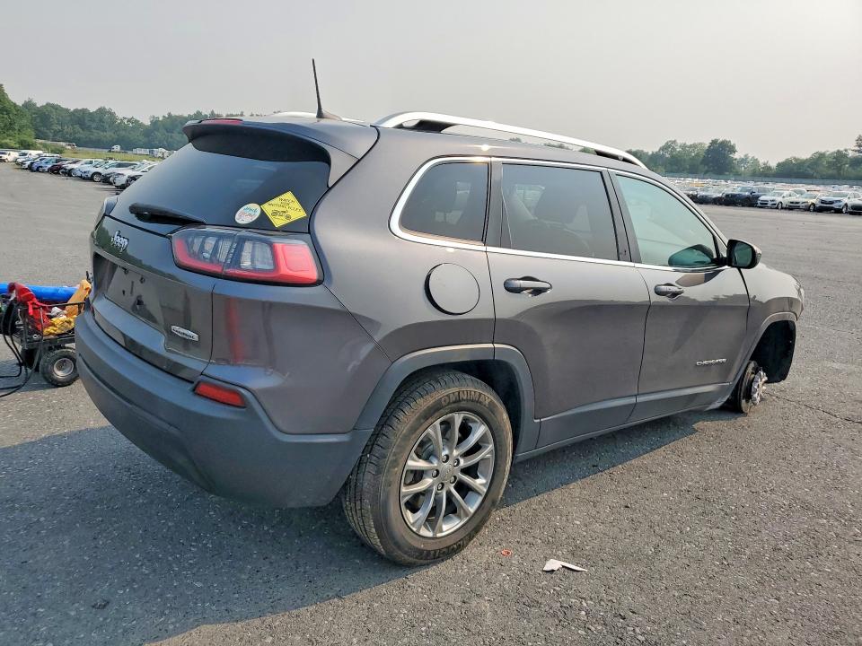 Photo 3 from auction – 2019 JEEP CHEROKEE with VIN 1C4PJMLB0KD256375