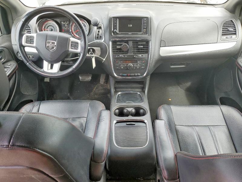 Photo 8 from auction – 2017 DODGE GRAND CARAVAN with VIN 2C4RDGEG3HR813439