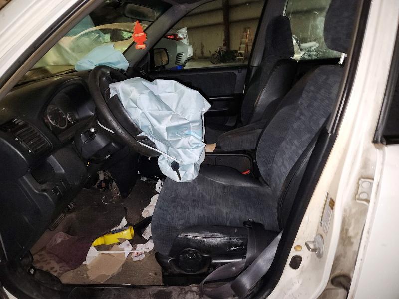 Photo 7 from auction – 2004 HONDA CR-V with VIN SHSRD78454U227860
