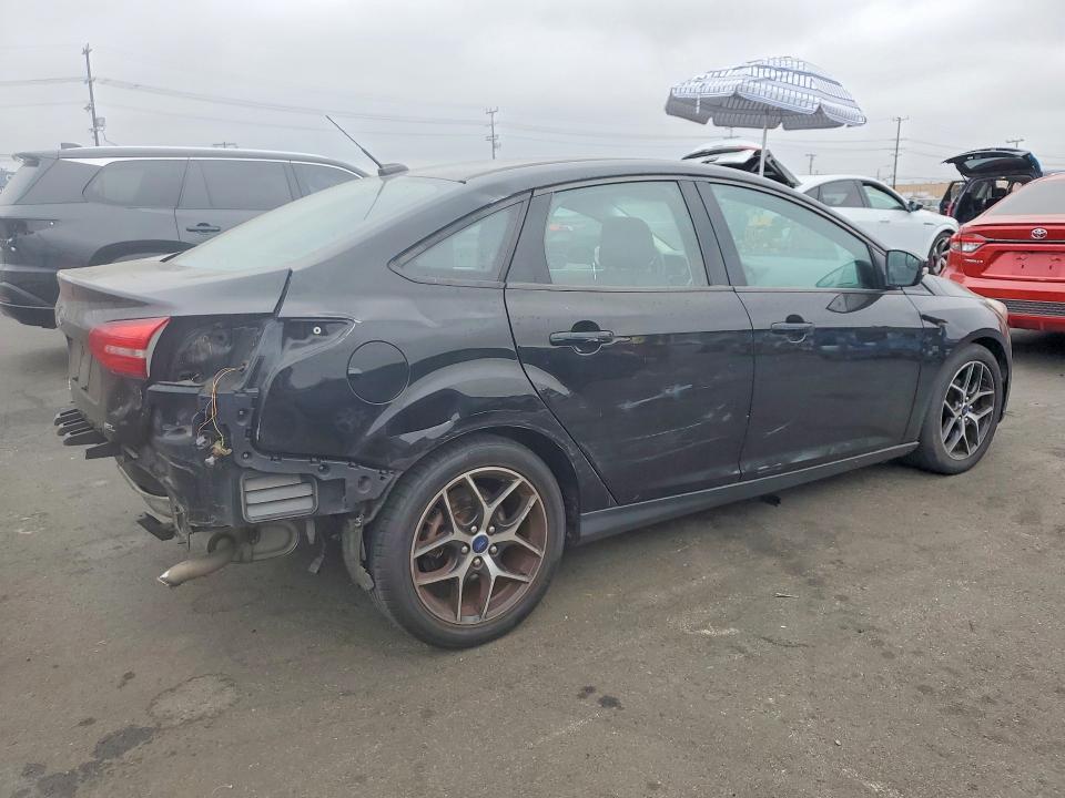 Photo 3 from auction – 2018 FORD FOCUS with VIN 1FADP3H2XJL227061