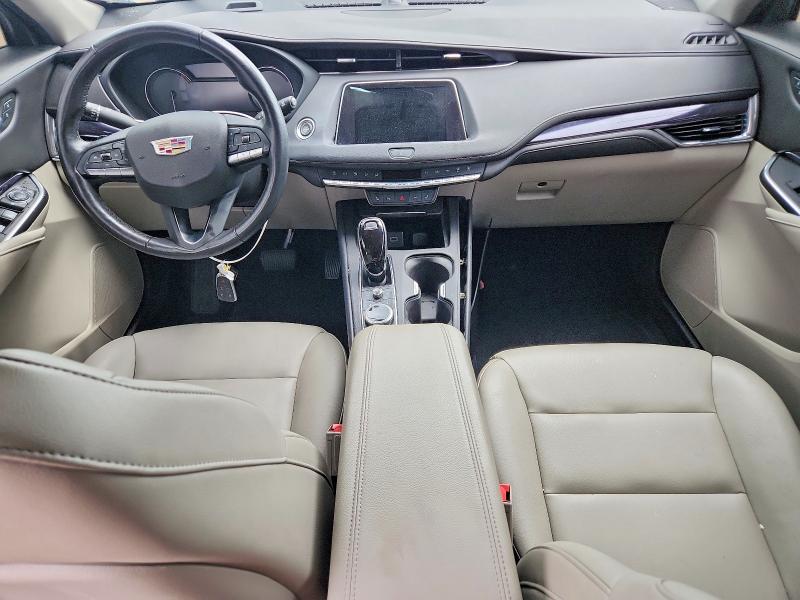 Photo 8 from auction – 2023 CADILLAC XT4 with VIN 1GYFZBR43PF103433