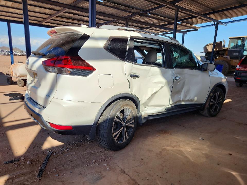 Photo 3 from auction – 2019 NISSAN ROGUE with VIN JN8AT2MT5KW268557