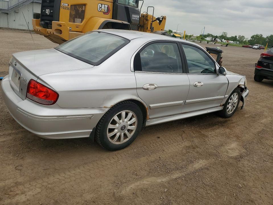 Photo 3 from auction – 2002 HYUNDAI SONATA with VIN KMHWF25H22A645308