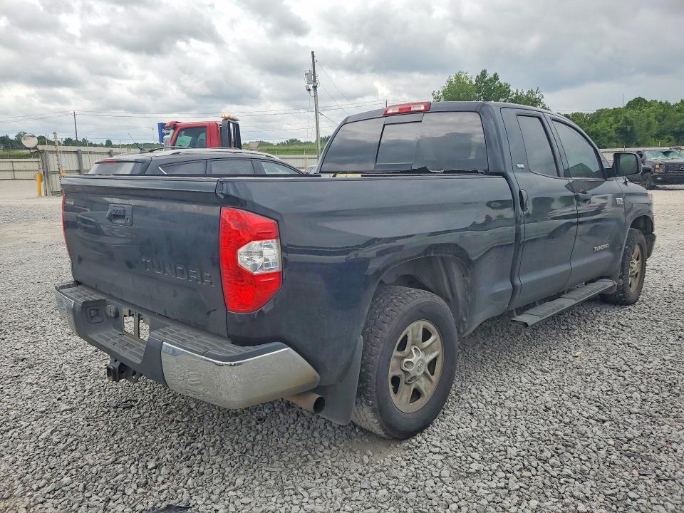 Photo 3 from auction – 2018 TOYOTA TUNDRA with VIN 5TFRY5F11JX236873