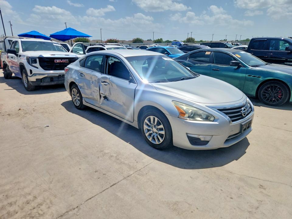 Photo 4 from auction – 2015 NISSAN ALTIMA with VIN 1N4AL3APXFC240601
