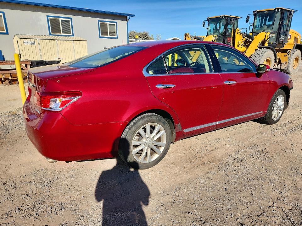 Photo 3 from auction – 2011 LEXUS ES with VIN JTHBK1EG1B2463950