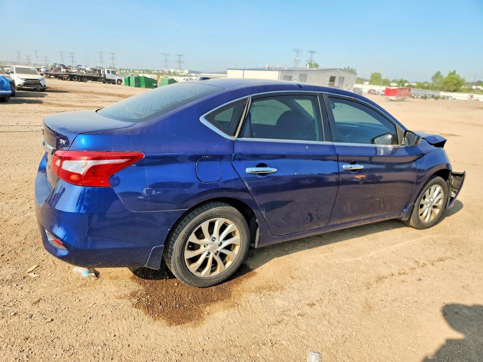Photo 3 from auction – 2017 NISSAN SENTRA with VIN 3N1AB7AP6HY403732