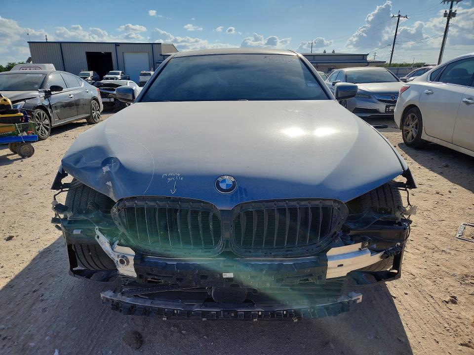 Photo 5 from auction – 2018 BMW 530 with VIN WBAJA5C51JG900126