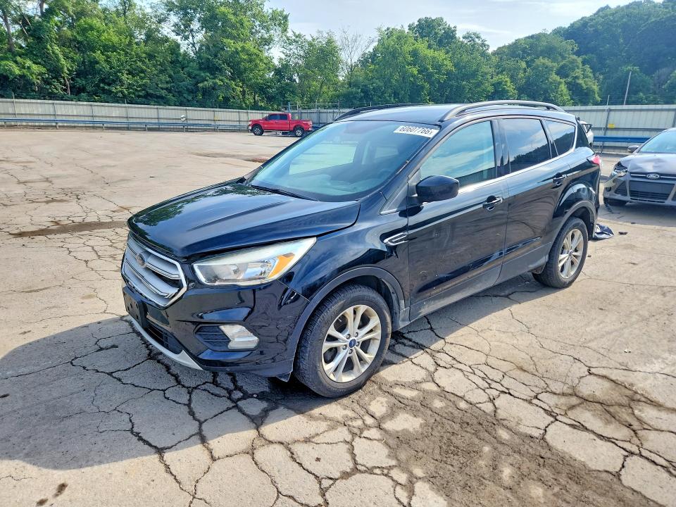 FORD ESCAPE 2018 с VIN 1FMCU9GD5JUA10754 - Снимка от търг