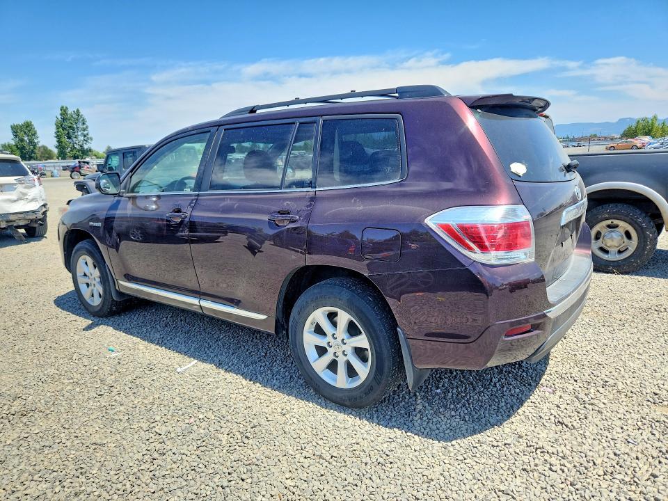 Photo 2 from auction – 2013 TOYOTA HIGHLANDER with VIN JTEBC3EH6D2017780