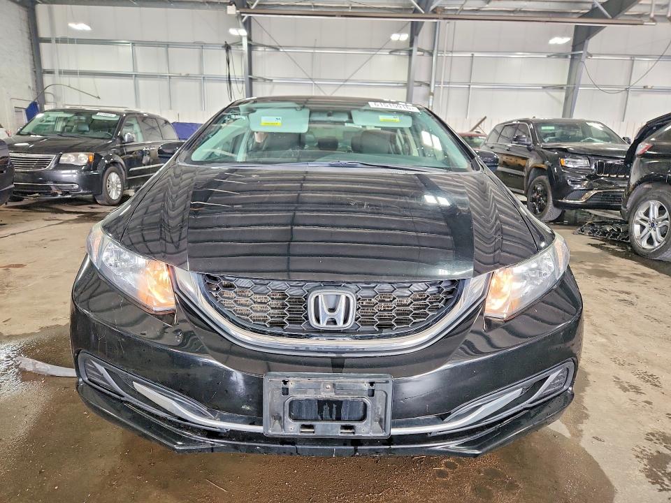 Photo 5 from auction – 2015 HONDA CIVIC with VIN 19XFB2F52FE107134