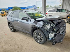 Photo 4 from auction – 2022 TOYOTA RAV4 with VIN JTMD6RFV5ND066941