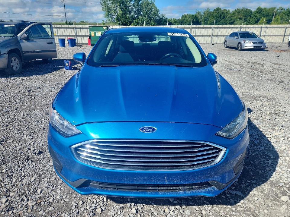 Photo 5 from auction – 2019 FORD FUSION with VIN 3FA6P0HD9KR279888