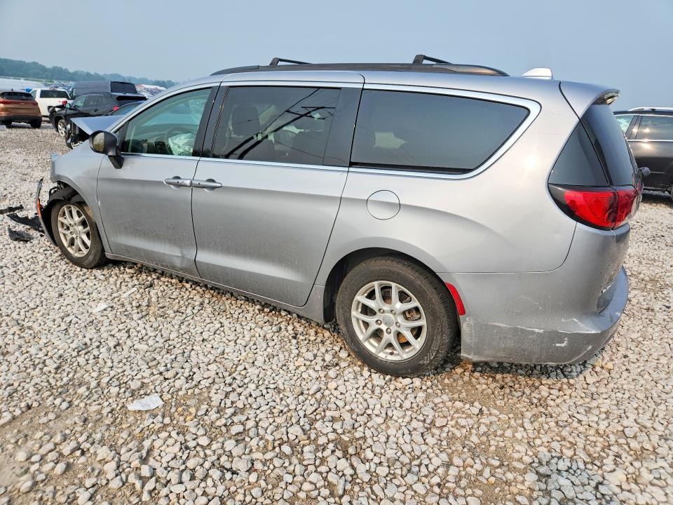 Photo 2 from auction – 2020 CHRYSLER VOYAGER with VIN 2C4RC1DG3LR176823