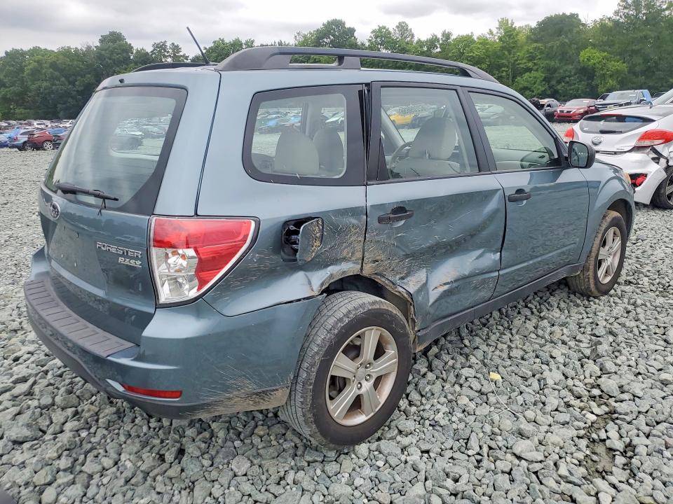 Photo 3 from auction – 2013 SUBARU FORESTER with VIN JF2SHABCXDH444431