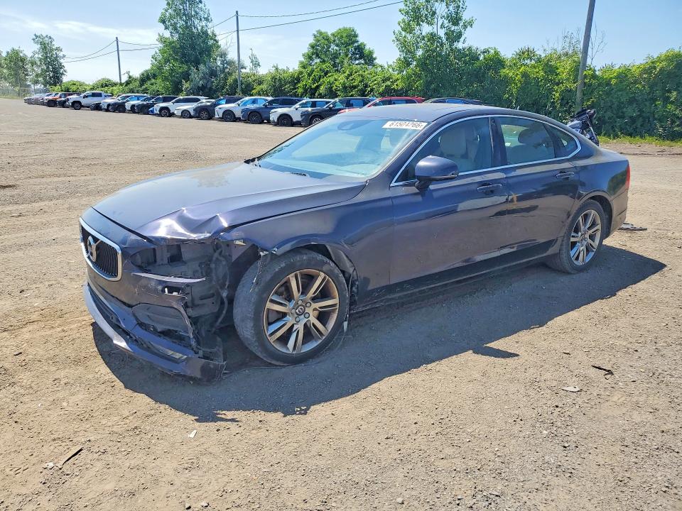 2017 VOLVO S90