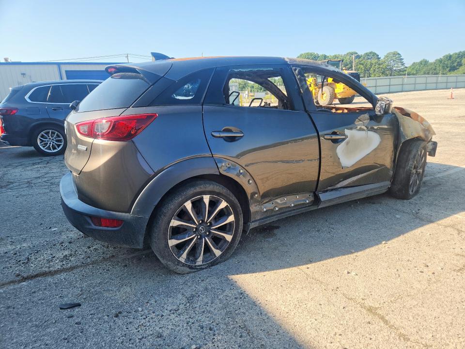 Photo 3 from auction – 2019 MAZDA CX-3 with VIN JM1DKDC76K0403012