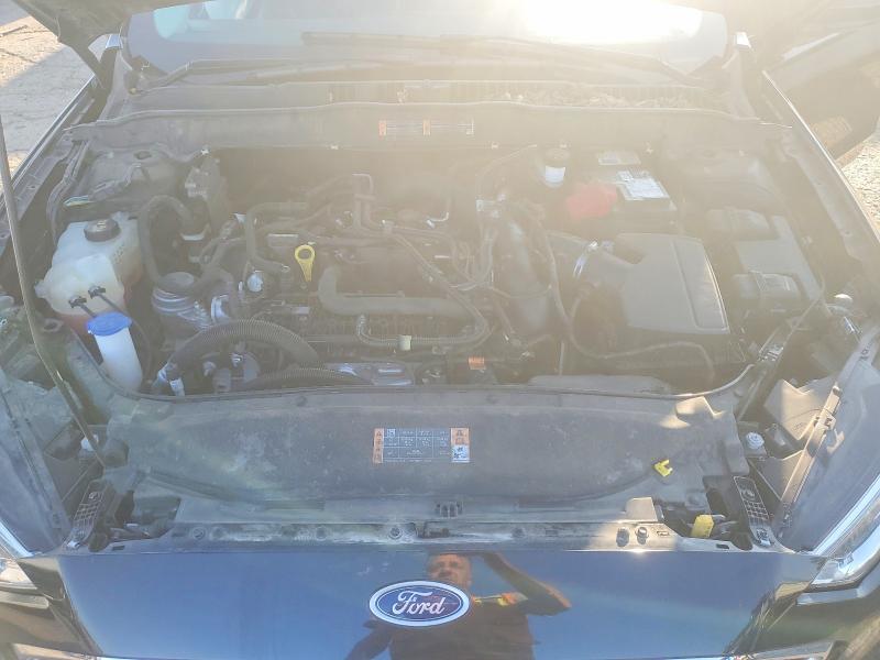 Photo 11 from auction – 2020 FORD FUSION with VIN 3FA6P0HD7LR107781